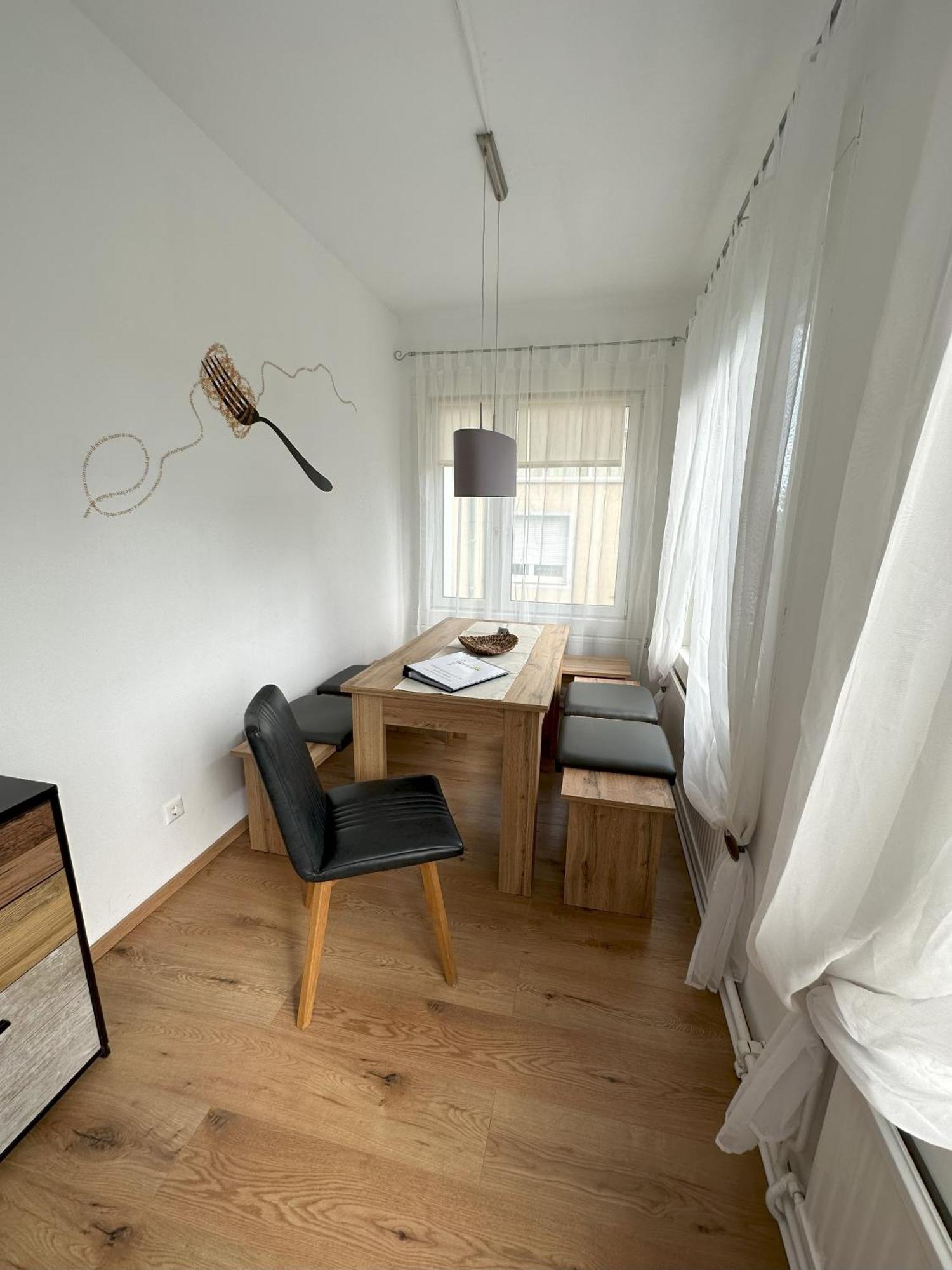 Haus Apricum - Schoen Wohnen & Gratis Parken Viena Exterior foto