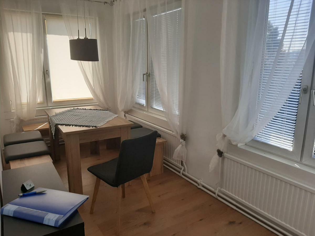 Haus Apricum - Schoen Wohnen & Gratis Parken Viena Exterior foto
